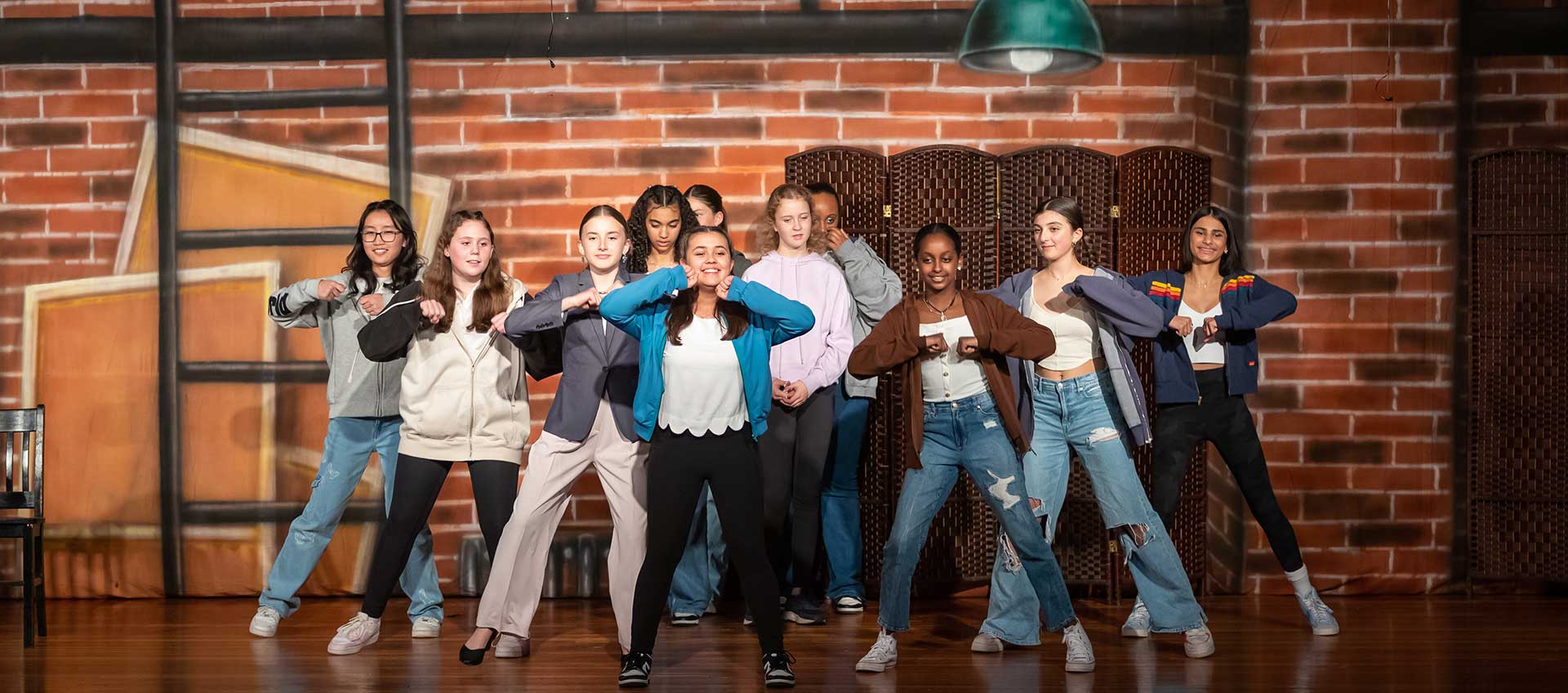 76---2403--1DX-0655-HP-slider-2025