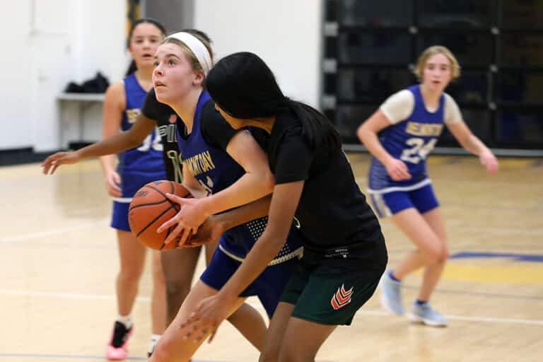 BDS Girls Varsity BBall 9 12.18.25Web