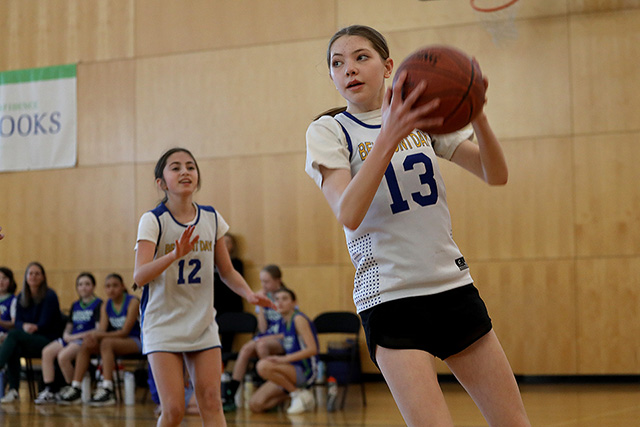 BDS Girls JV BBall 1 02.04.26Scoop